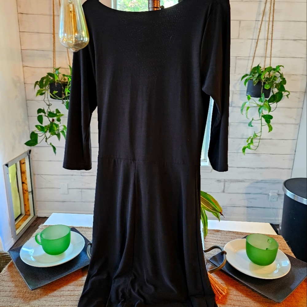 41 Hawthorn Black Dress